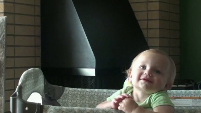 ВИННИ ПУХ | СМЕШНАЯ РЕАКЦИЯ ГОДОВАЛОГО МАЛЫША! СМОТРЕТЬ ДО КОНЦА! ПАВЕЛ ВАЙС смотреть онлайн