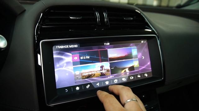 Jaguar XE 2018 2.0D (240 л.с.) 4WD AT Portfolio - видеообзор