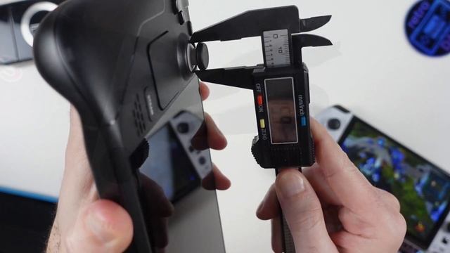 GPD Win 4 | An In-Depth Look: Unboxing, Teardown, PC Gaming, Emulation, Testing смотреть онлайн