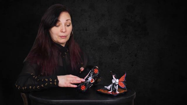 Spider's Web Keepsake Box featuring Aracnafaria смотреть онлайн