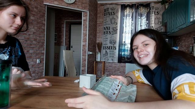 ВЛОГ / Выходные дома/ Печём пирожки /Сажаем банзай/ Спортзал/ День без интернета смотреть онлайн