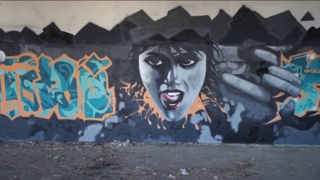 BR Crew - Graffiti Spray Paint Street Art смотреть онлайн