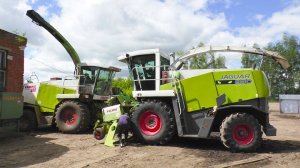 На экстренную помощь приехал второй комбайн