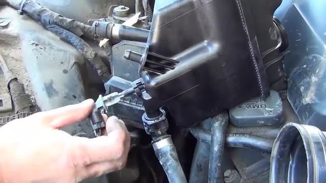БМВ-7 ( Е65/66 ) Замена расширительного бачка смотреть онлайн