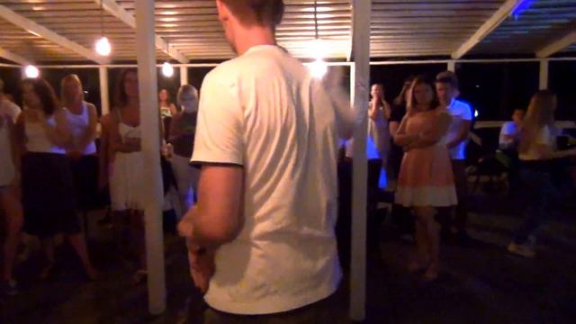 Сальса-супер-темп ))) Остров-Спутник смотреть онлайн