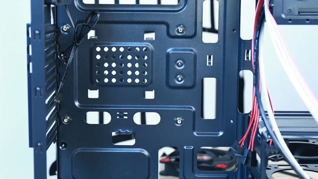 Aerocool Aero 500. Обзор+сборка. смотреть онлайн