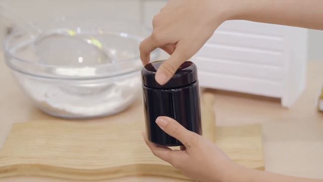 Infinity Jars 250 ml (8.3 fl oz) Tall Black Ultraviolet Refillable Empty Glass Screw Top Jar смотреть онлайн
