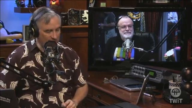 Leo Laporte late for The Tech Guy show 8/21/11 смотреть онлайн