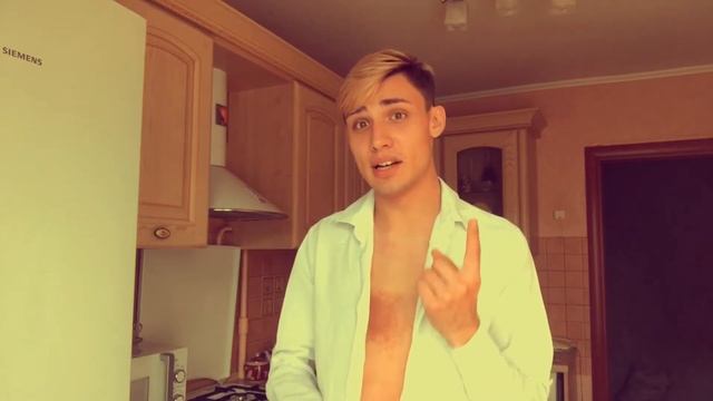 Роберт Рождественский Человеку надо мало смотреть онлайн