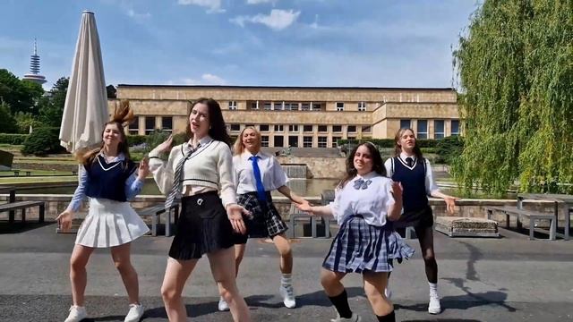 [K-Pop in Public] NewJeans (뉴진스) - HYPE BOY K-Pop Dance Cover by DASH смотреть онлайн