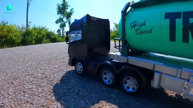 RC Big Size TATA 1613 Indian Oil Fastest Truck Unboxing & Testing - Chatpat toy tv смотреть онлайн