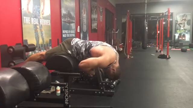 Глубокий присед со штангой - техника выполнения! смотреть онлайн