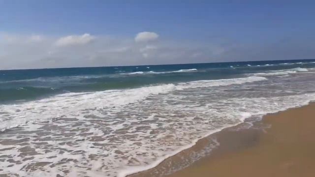 Анапа. 14 апреля. Ветер на море очень холодный. смотреть онлайн