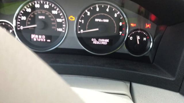 2010 Jeep Cherokee - Oil change required - reset смотреть онлайн