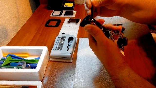 Авторегистратор DVR MiVue 386. Разборка, подбор и замена динамика. смотреть онлайн