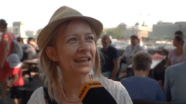 Kell-e tűzijáték a magyaroknak válság idején? смотреть онлайн