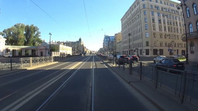 ВЫДЕЛЕННАЯ ПОЛОСА ДЛЯ ОБЩЕСТВЕННОГО ТРАНСПОРТА! смотреть онлайн