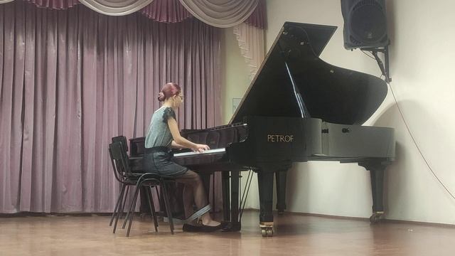 Зинченко Юлия. 11 лет. Вариации на тему русской народной песни. И.Беркович смотреть онлайн