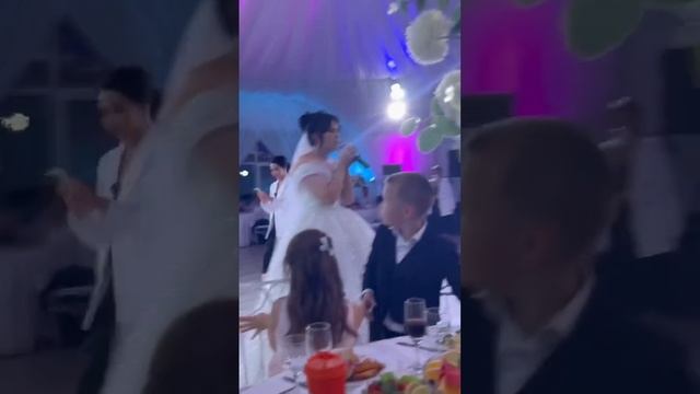 Самый Трогательный момент. Лучшая свадьба. Слова благодарности родителям от невесты на свадьбе смотреть онлайн