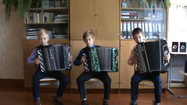 Макарчук Андрей, Подлипский Максим, Шудрик Александр - В.Сурцуков "Юный ковбой" смотреть онлайн