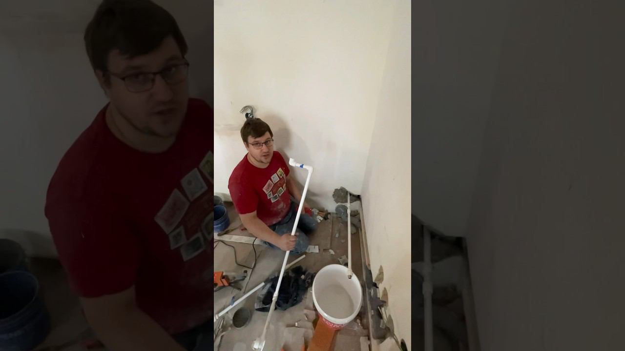 Монтаж полипропилена двумя паяльниками. #ремонтквартир #ремонтквартирвспб