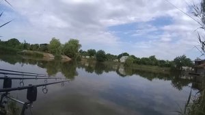 Рыбалка. Завоз снасти и прикормки карповым корабликом.