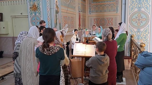 Кондак воскресный 1-го гласа греческого распева в изложении И.Н.Гончарова. Регент Екатерина Артюхова смотреть онлайн