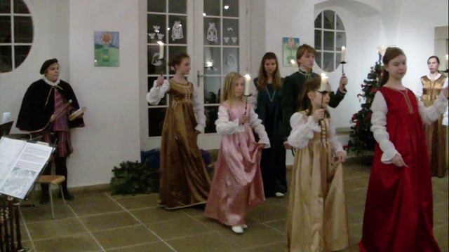 Ballo Fatto da Sei Cavalieri Milanesi - Svícnový - Soubor Anello 16.12. 2011 смотреть онлайн