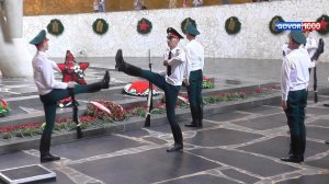 Почетный караул на Мамаевом кургане