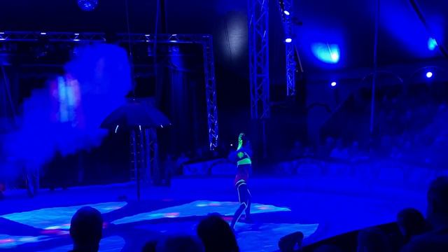 Aerial umbrella Nataliia Korosteleva. ,,Avatar" Christmas 2022-2023 смотреть онлайн