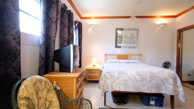 RE/MAX Island Real Estate: Ground Floor Royal Palm Unit смотреть онлайн