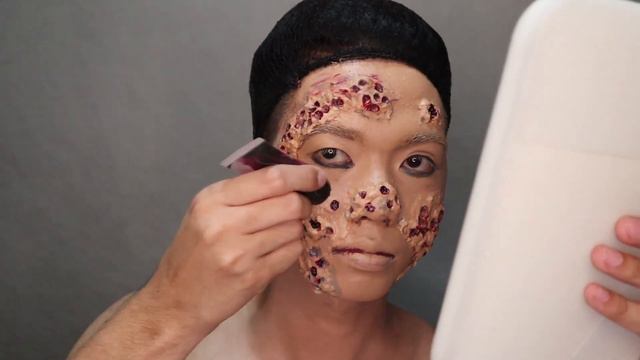 DIY TRYPOPHOBIA HALLOWEEN MAKEUP TUTORIAL | Raven DG