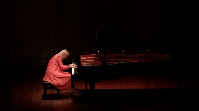 Бетховен. Патетическая Соната № 8 in C minor Op. 13 Pathétique -Валентина Лисица. смотреть онлайн