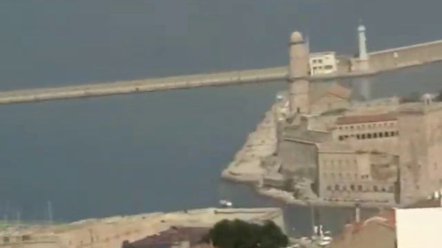 Views of Marseille from the parking of Notre Dame de la Garde.mpg смотреть онлайн