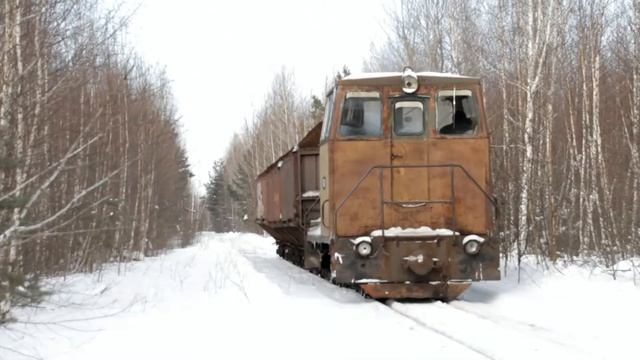 Тепловоз ТУ6А-2917 с грузом смотреть онлайн