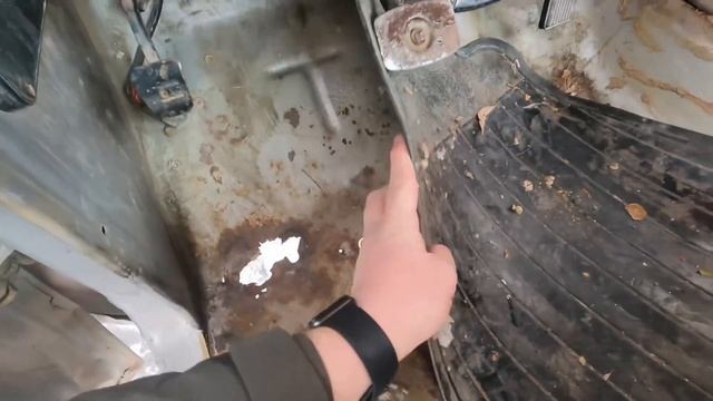 1979 Ford F150 Ranger, restoration project. Start up and walk around. New Series : Daniels DIY. смотреть онлайн