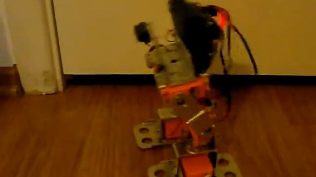 Робот "Ходок" фирмы Gekko - реализация на Arduino смотреть онлайн