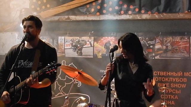 Александр Устюгов и EKIBASTUZ - Подруга 25/09/21 СПб смотреть онлайн