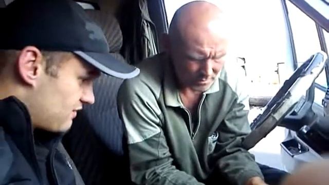 Борода и Голубь (Фаворит) смотреть онлайн