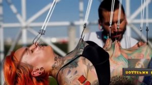 Американку подвесили на металлические крюки ради удовольствия