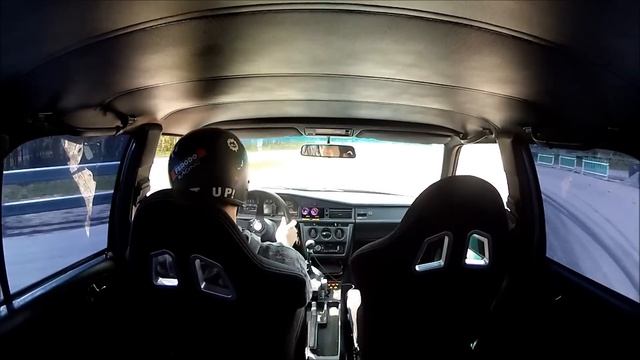 Mercedes Benz 190 om606 Turbo Diesel In car Drifting смотреть онлайн