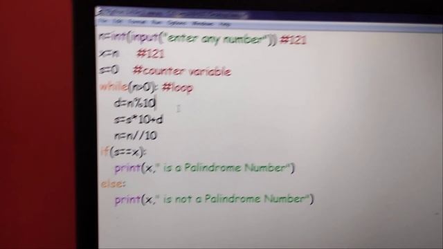 Palindrome Number in Python. смотреть онлайн
