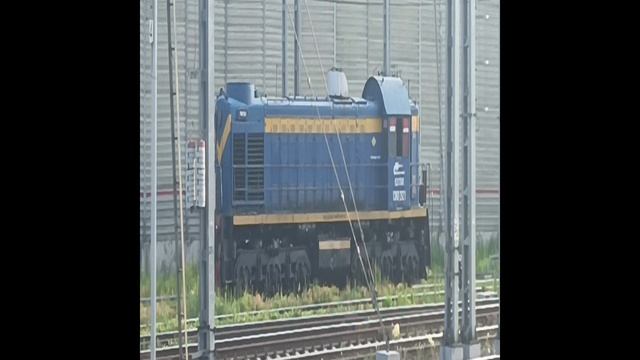 ТЭМ2-2621 Следует Розером Вокзал Мга смотреть онлайн