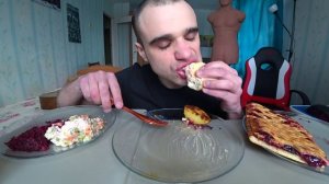 МУКБАНГ НАРЕЗКИ ЛУЧШЕЕ - КАРТОШКА В МУНДИРЕ / КОТЛЕТЫ / ОЛИВЬЕ / ПИРОГ / Mukbang АСМР 01. 03. 2024