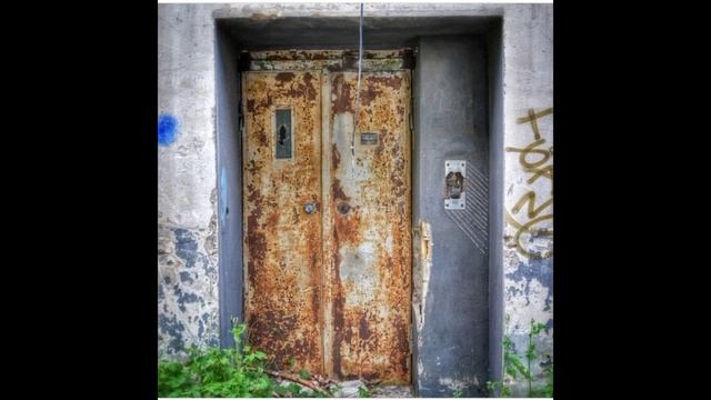 включи наушники на всю только в наушниках смотреть онлайн