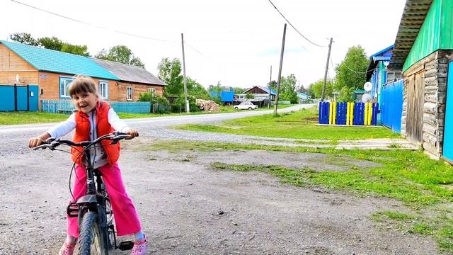 Покупки/Скосили Траву/Ужин на Мангале/1 Смена и Отпуск ?/ 04.06.22 смотреть онлайн