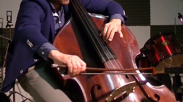 The Lonely Sheperd - Double Bass Solo смотреть онлайн
