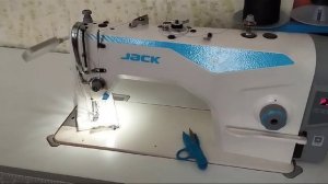 Промышленная швейная машина Jack F4. Обзор