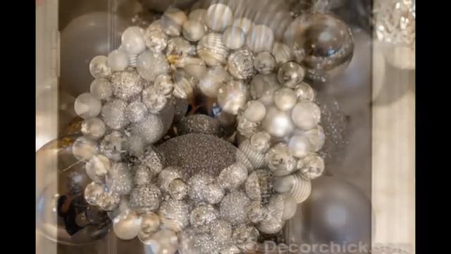 Christmas Ornament Wreath смотреть онлайн