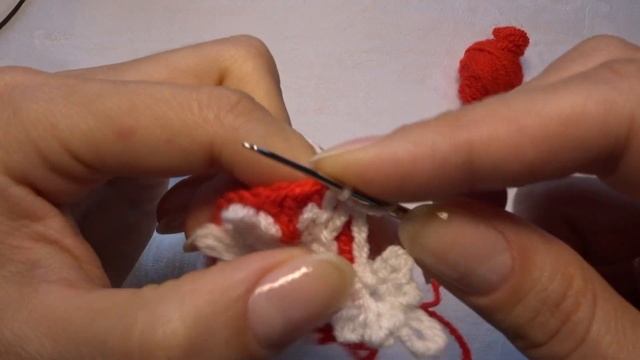 Новогодний цветной мотив крючком со снежинкой смотреть онлайн